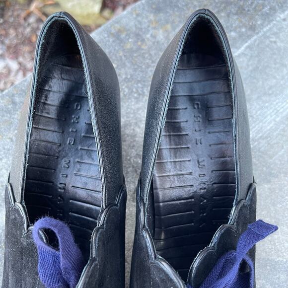 Chie Mihara Suede & Patent Heels in Black and Navy Size 39.5 - Picture 2 of 7